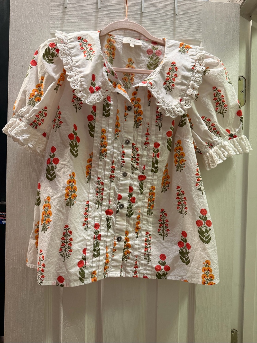 Entro Women’s Floral Button-Front Top with Lace Collar